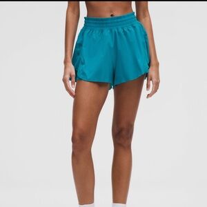 Lululemon shake it out short nwt